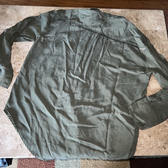 NWOT Free People Off Campus Buttondown Shirt in Moss - Picture 11 of 16